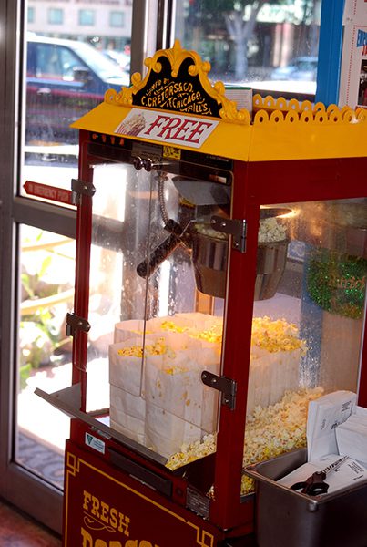 Popcorn Machine Restoration and Cleaning 